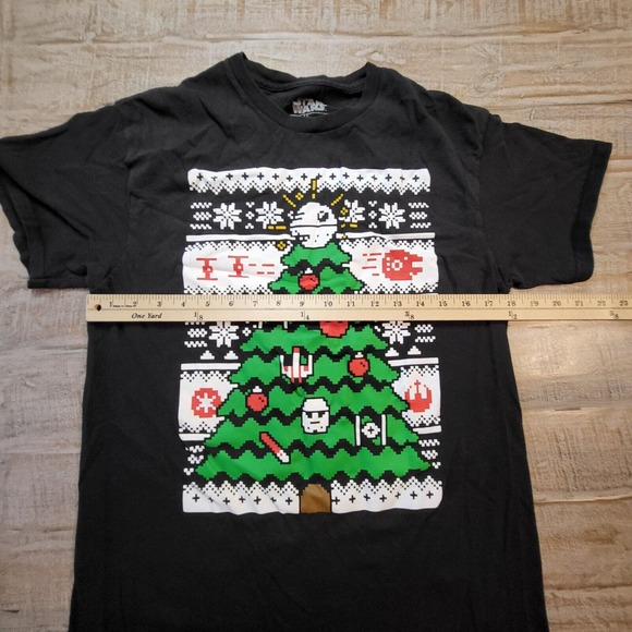 Star Wars Mens Black T-Shirt Sz M Death Star Christmas Tree Fifth Sun 8 Bit - Picture 5 of 6